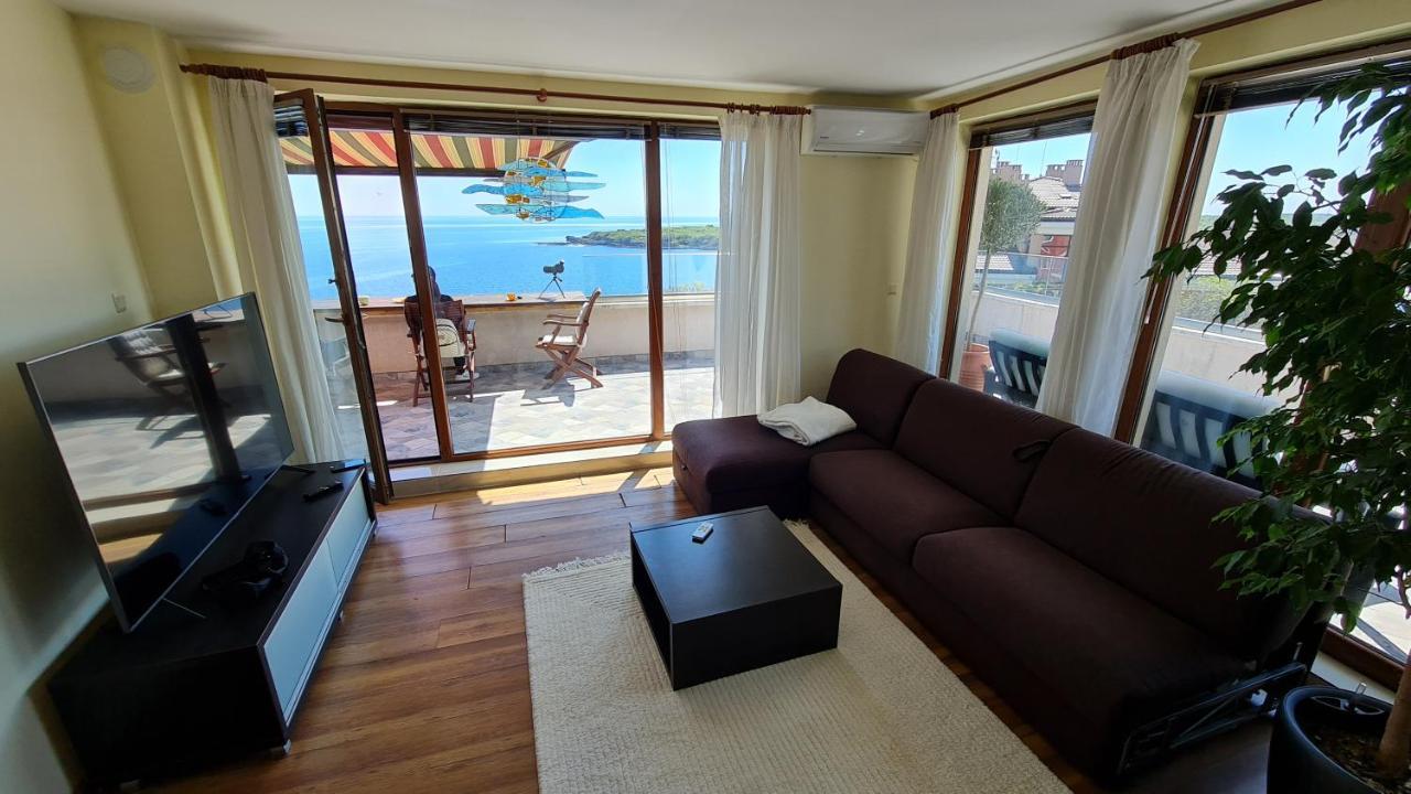 Апартаменты Magic Sea View Царёво Экстерьер фото